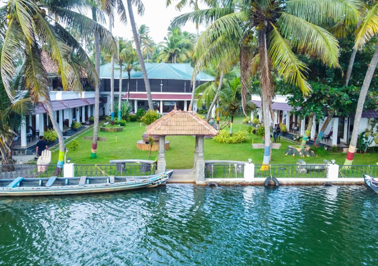 Voye Homes Majestic Retreat Resort Varkala Paravur ภายนอก รูปภาพ