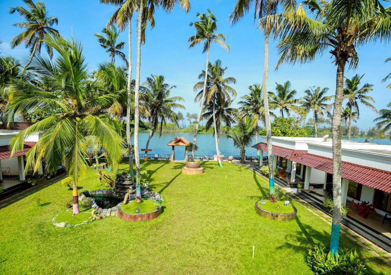 Voye Homes Majestic Retreat Resort Varkala Paravur ภายนอก รูปภาพ