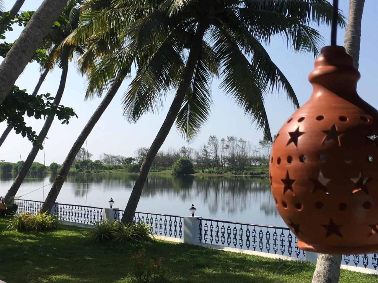 Voye Homes Majestic Retreat Resort Varkala Paravur ภายนอก รูปภาพ