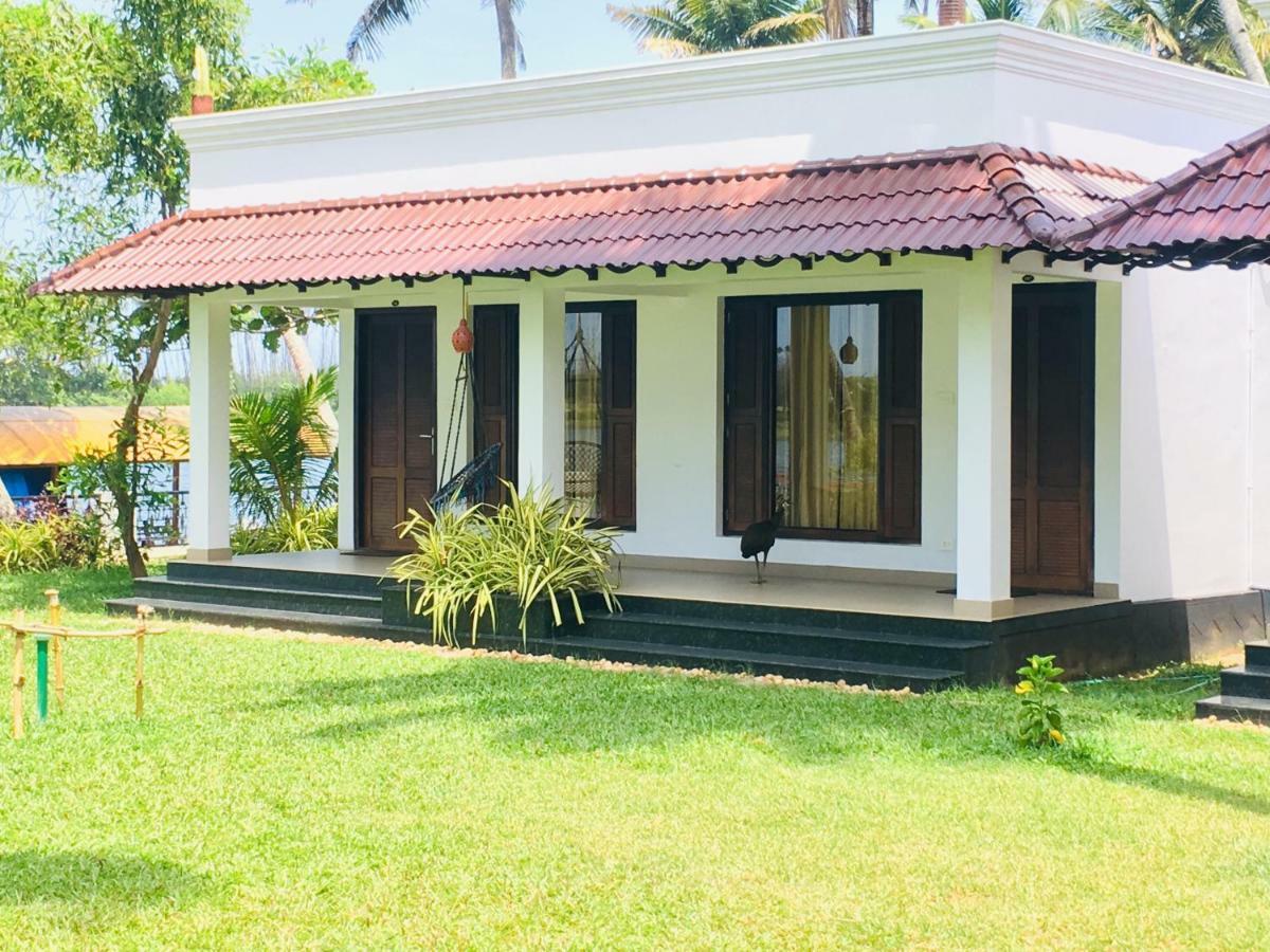 Voye Homes Majestic Retreat Resort Varkala Paravur ภายนอก รูปภาพ